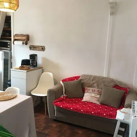 Διαμέρισμα Hyper Centre Dans Ancien Palace Face Aux Thermes