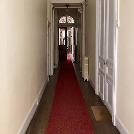 Hyper Centre Dans Ancien Palace Face Aux Thermes Apartment *