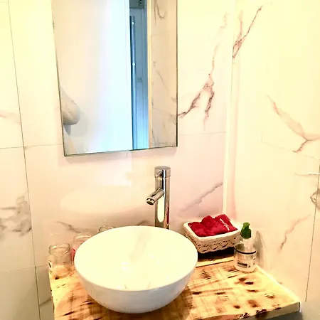 Apartment Hyper Centre Dans Ancien Palace Face Aux Thermes *