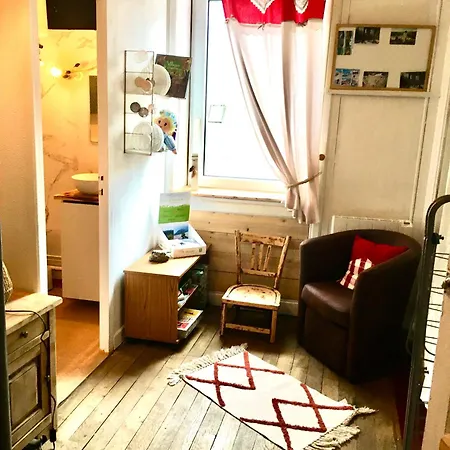 Διαμέρισμα Hyper Centre Dans Ancien Palace Face Aux Thermes *